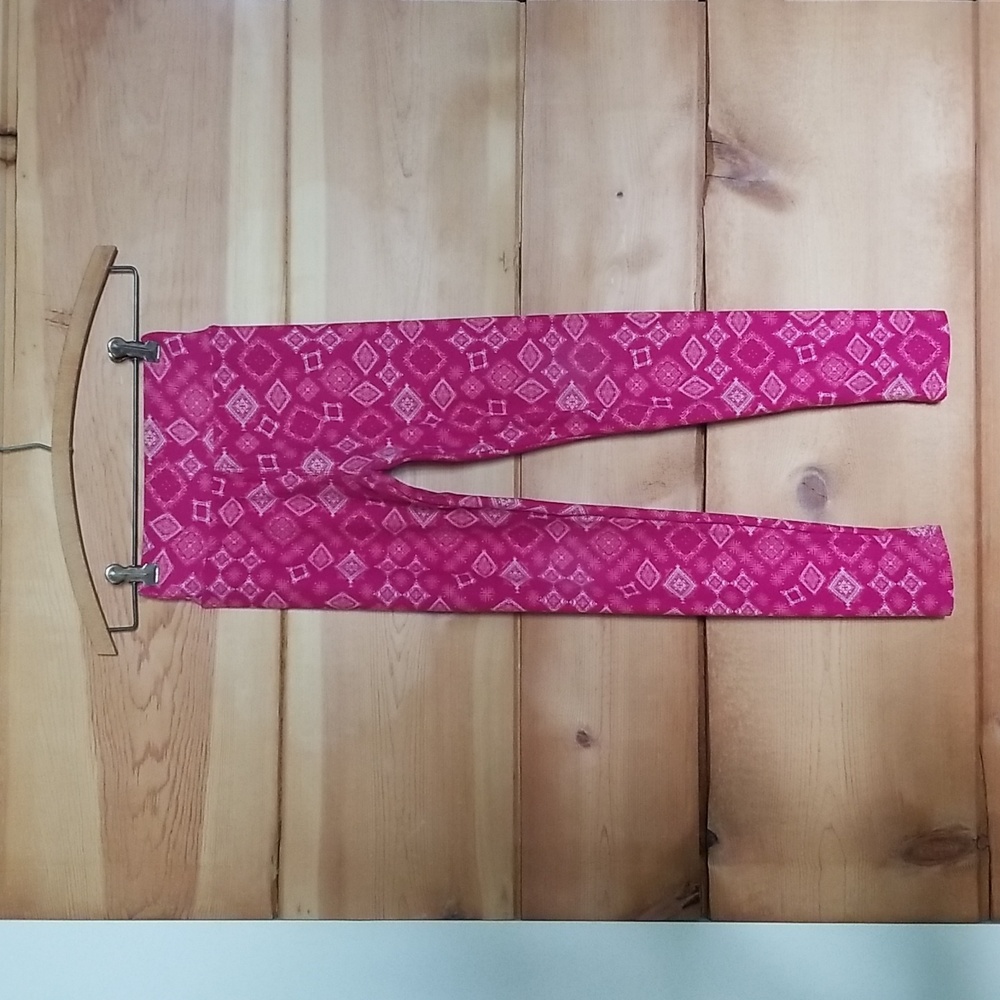 Lularoe leggings, Size "Tween", Hot Pink Geometric Pattern,
